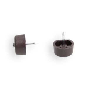 SHELF SUPPORT WITH NAIL